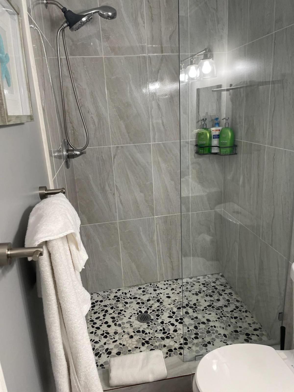 טאמפה Lovely Studio Apartment With Kitchenette. מראה חיצוני תמונה